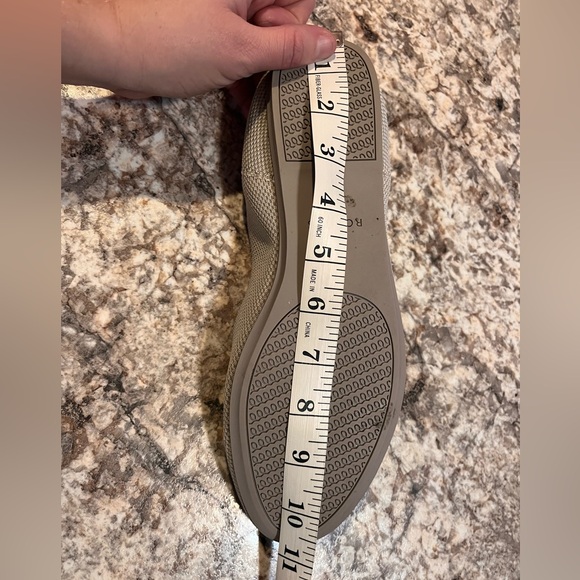 Rothys The Loafer Linen shoes womens 10.5 (run small fit, 8.5-9) beige slip on - Picture 11 of 12